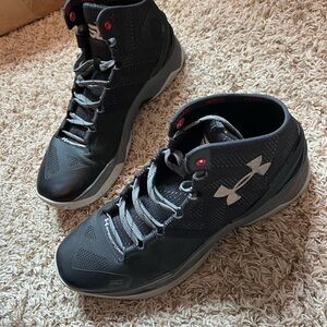 Under Armour Men's Black Basketball Shoes
